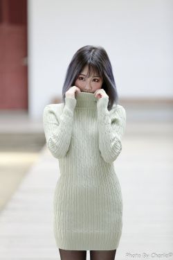 欧美野性大胸美女